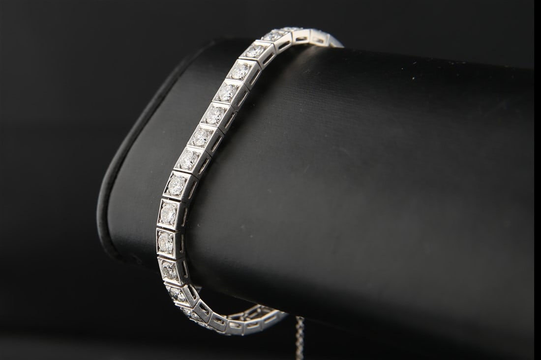 Platinum Diamond Bracelet (1 of 4)