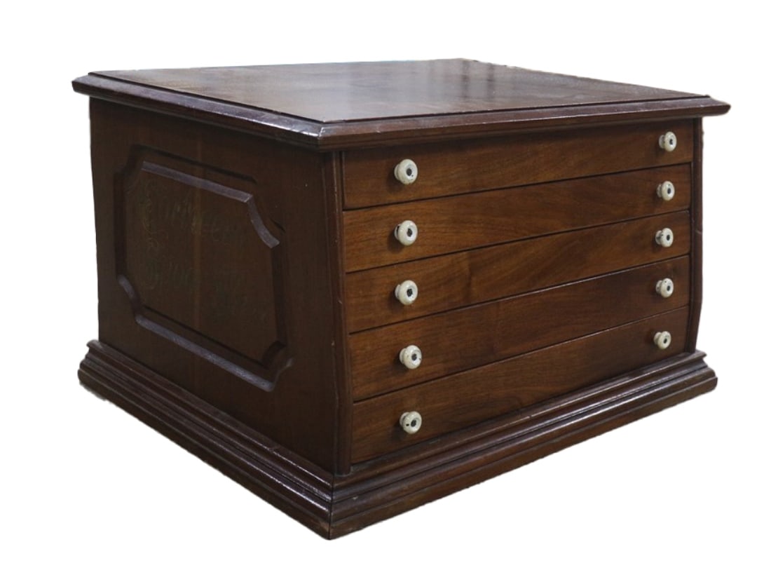Five-Drawer Tabletop Printer's Chest (1 of 4)