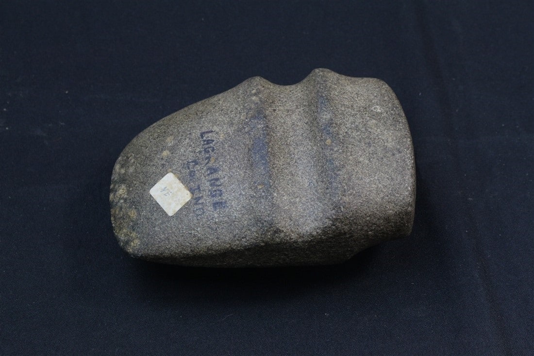 3/4 Grooved Axe (1 of 2)