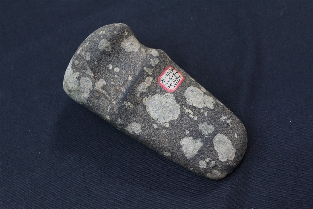 3/4 Grooved Axe (1 of 3)