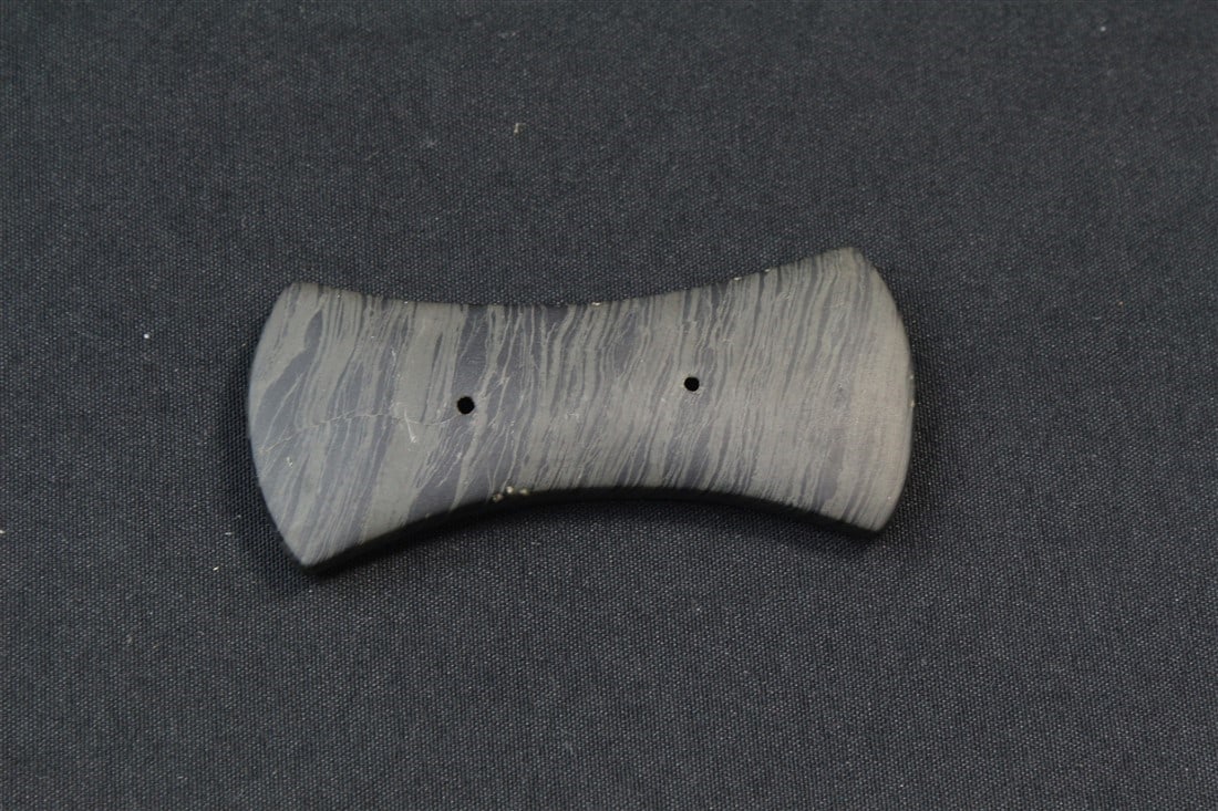 Gorget: 3 1/4" X 1 7/8".