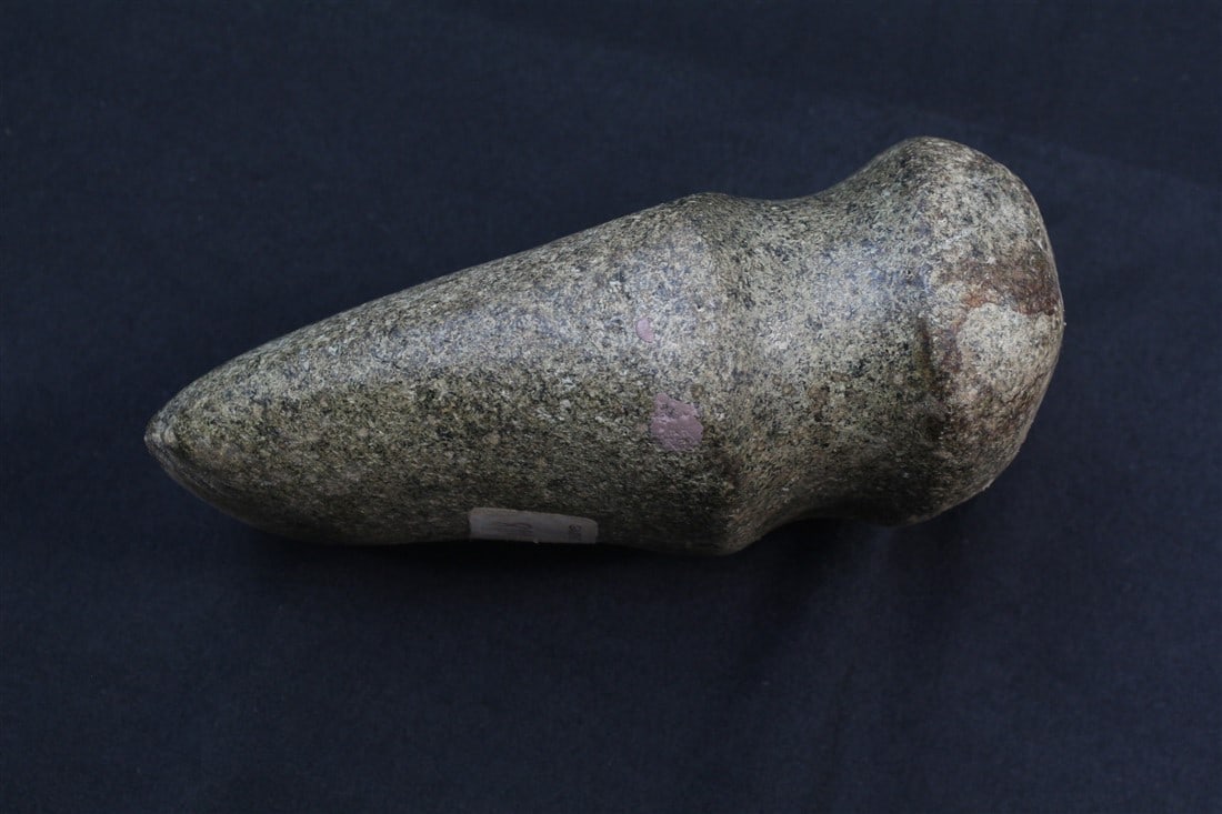 3/4 Grooved Axe: 8" X 4 1/2".