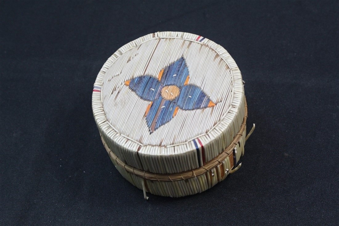 Porcupine Quill Box (1 of 8)