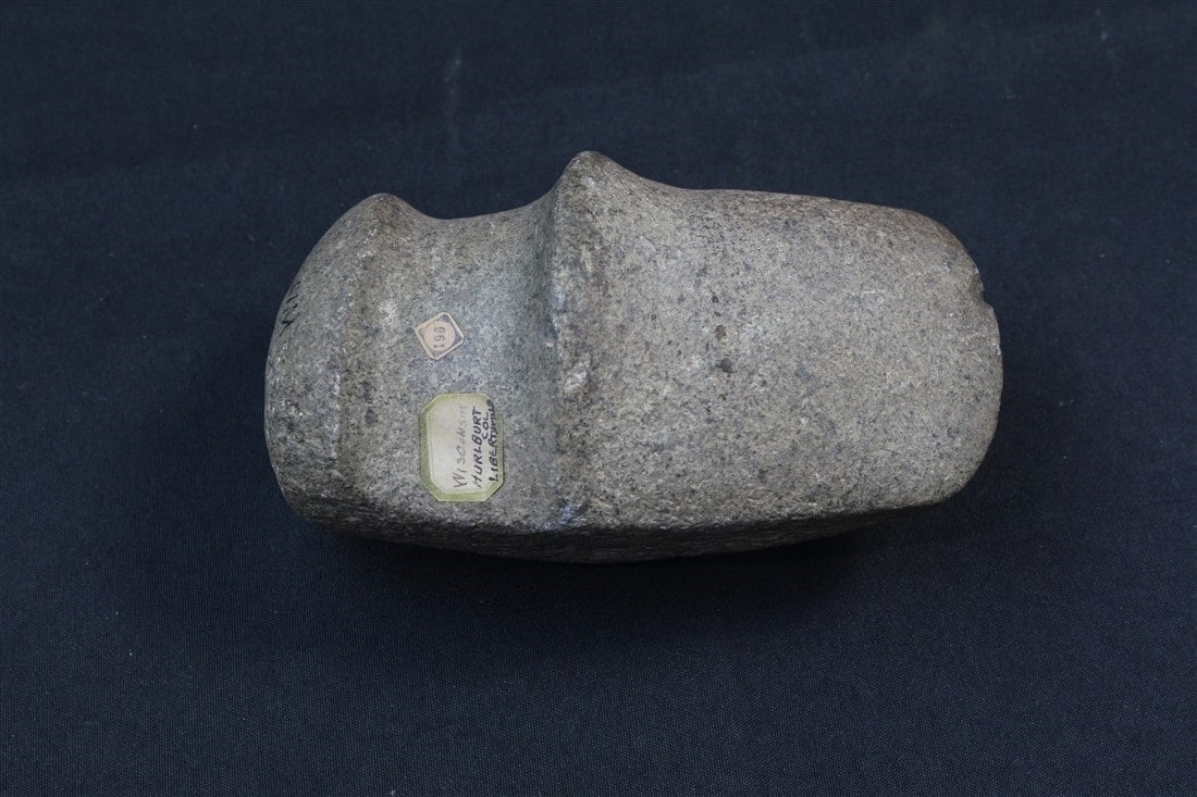 3/4 Groove Axe: 6 1/2" x 3 5/8". Wisconsin.