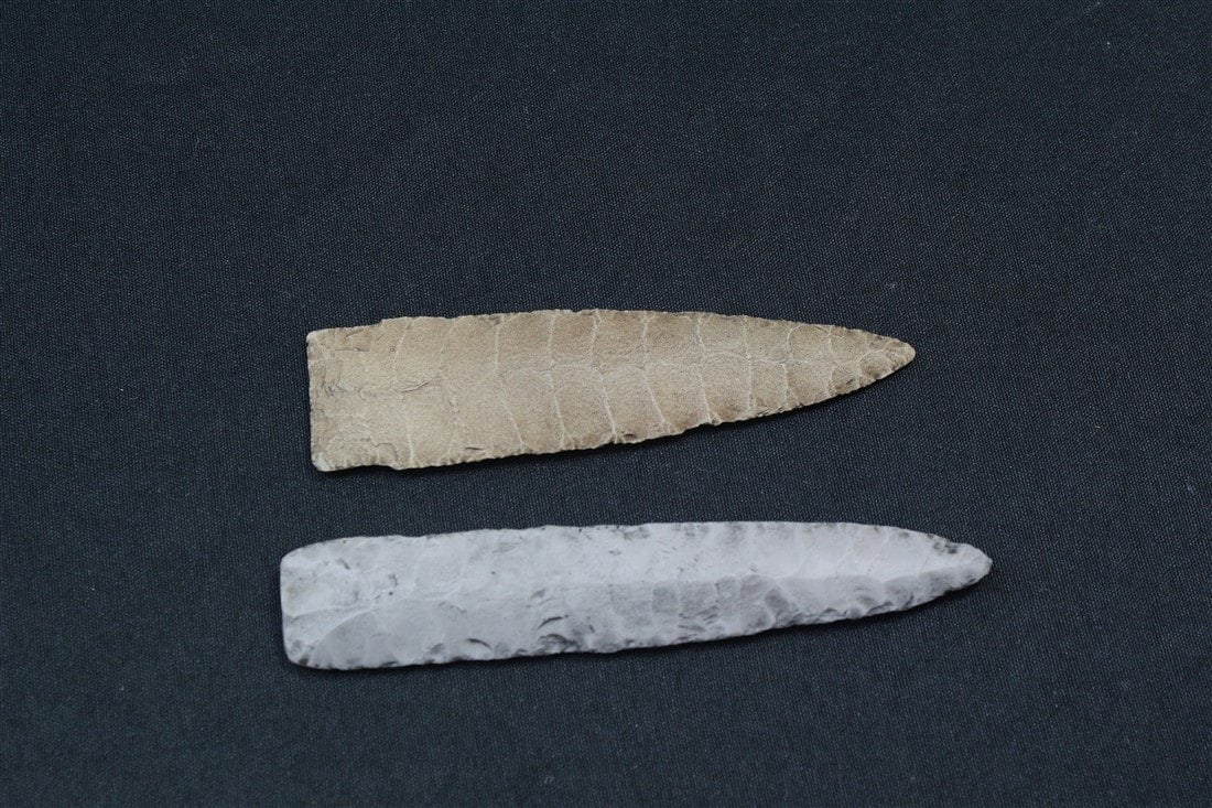 Modern Two Lances: First: 4 3/4" x 1". Second: 5 3/8" x 7/8".