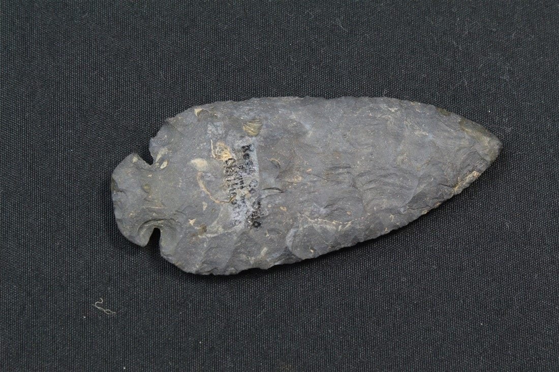 Dovetail: 4 7/8" x 2 1/8". Ross County, Ohio.