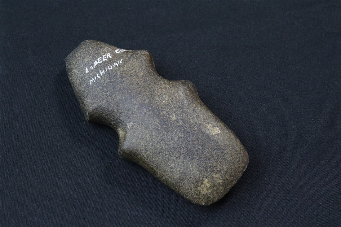 Michigan Barbed Axe: 7 3/8" x 3 3/8". Lapeer County, Michigan.