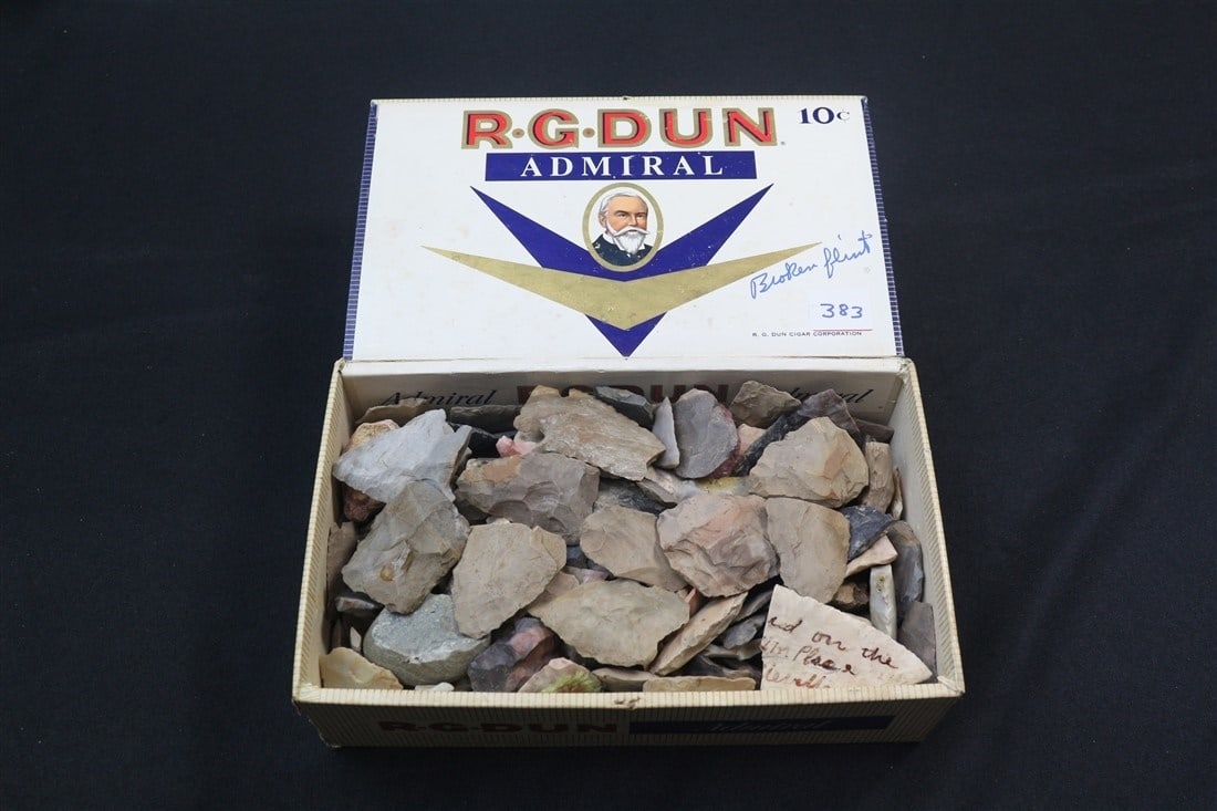 Cigar Box - Damaged Points - Study Pieces: Box of damaged points. Box: Height: 2 1/2", Length: 8 7/8", Depth: 5 1/4".