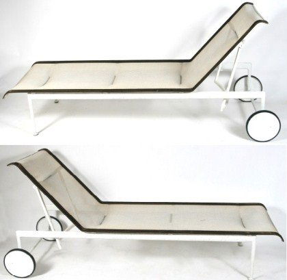 Pair Knoll Aluminum and Mesh Chaise Lounges: Pair Knoll powder coated aluminum and mesh chaise lounges. American, 20th century. Designed by Richard Schultz. Length 77".