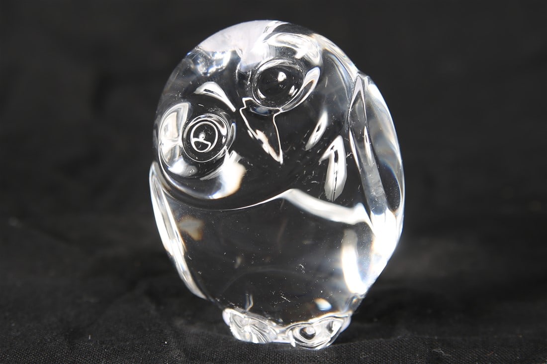 Steuben, "Owl" Hand Cooler (1 of 3)