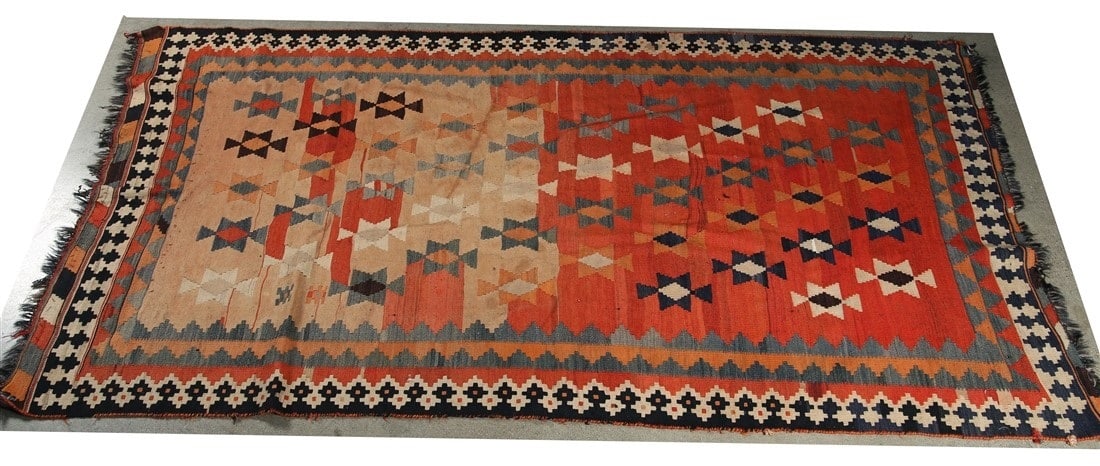 Luri 1920s Rug (1 of 5)