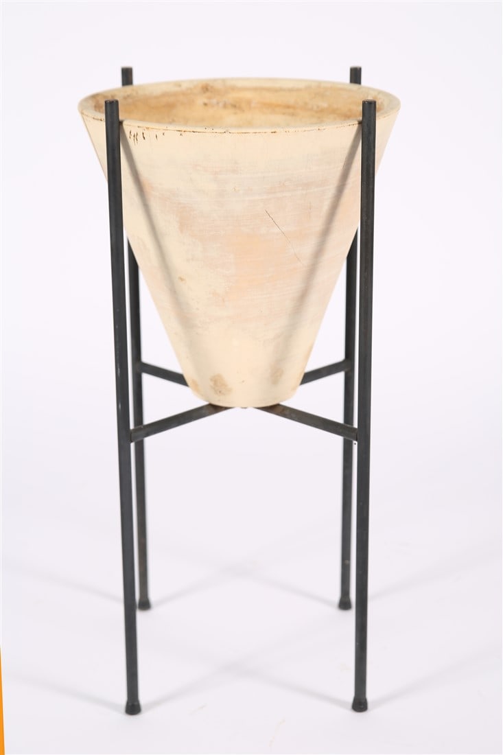 LaGardo Tackett for Architectural Pottery, Planter (1 of 3)