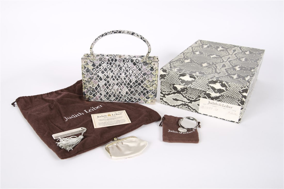 Judith Leiber, Scale Pattern Minaudiere (1 of 10)