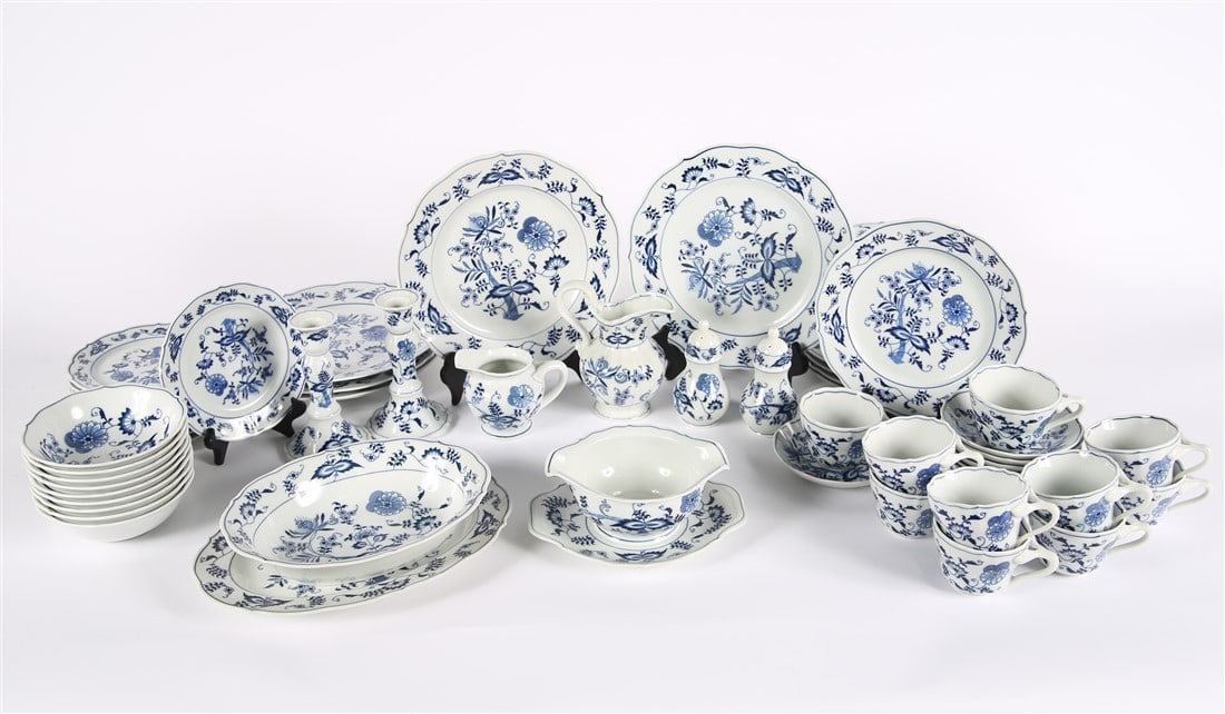 Set of Blue Danube China, 69 Pieces (1 of 10)
