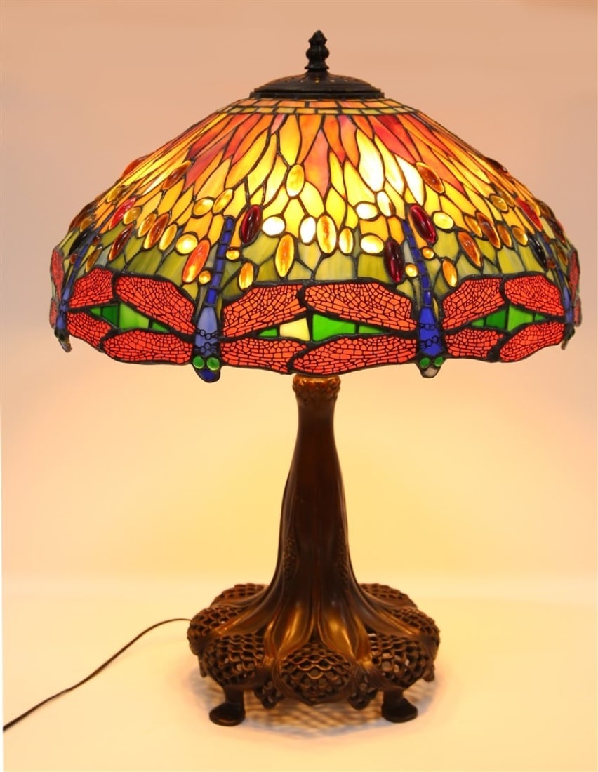 Tiffany Style Dragonfly Stained Glass Table Lamp (1 of 8)