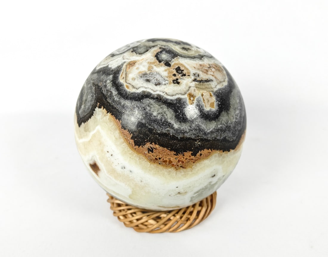 Polished Agate Sphere - 1.38kg (1 of 4)