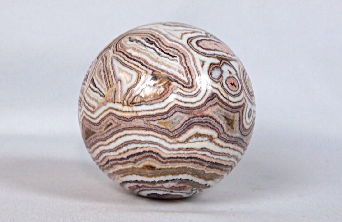 Polished Agate Sphere - 1.5kg (1 of 3)