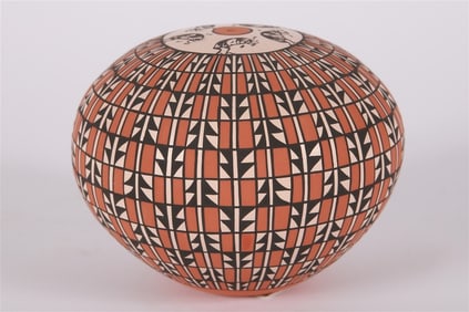 Fred Antonio, Acoma Orange Vessel