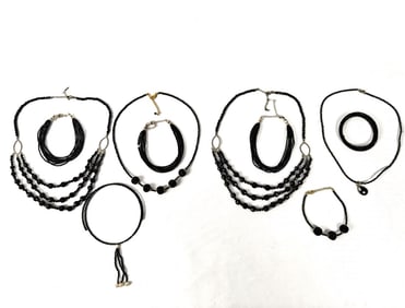 Ten-Piece Set of Black Beaded Fashion Jewelry