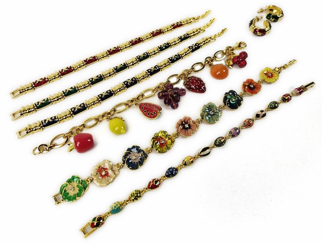 Joan Rivers, Six Fashion Bracelets (1 of 11)