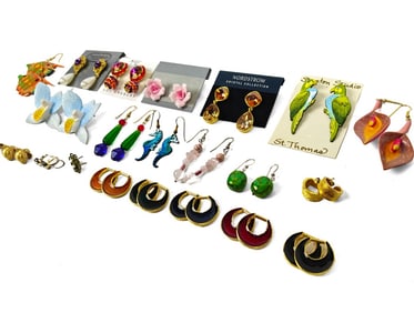 Twenty-Two Pairs of Various Fashion Earrings