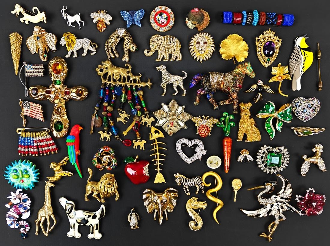 Lot of Sixty-Five Vintage Pins / Brooches (1 of 7)