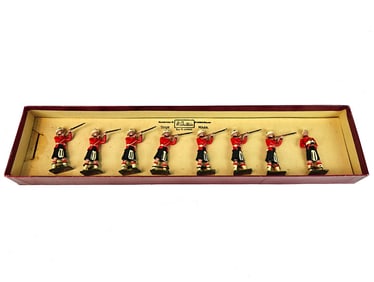 Britains #122 - 42nd Highlanders Firing
