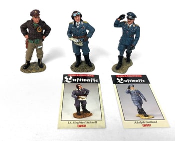Set of 3 King & Country Figurines 4