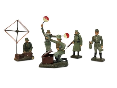 Set of 5 Elastolin / Hausser Figurines