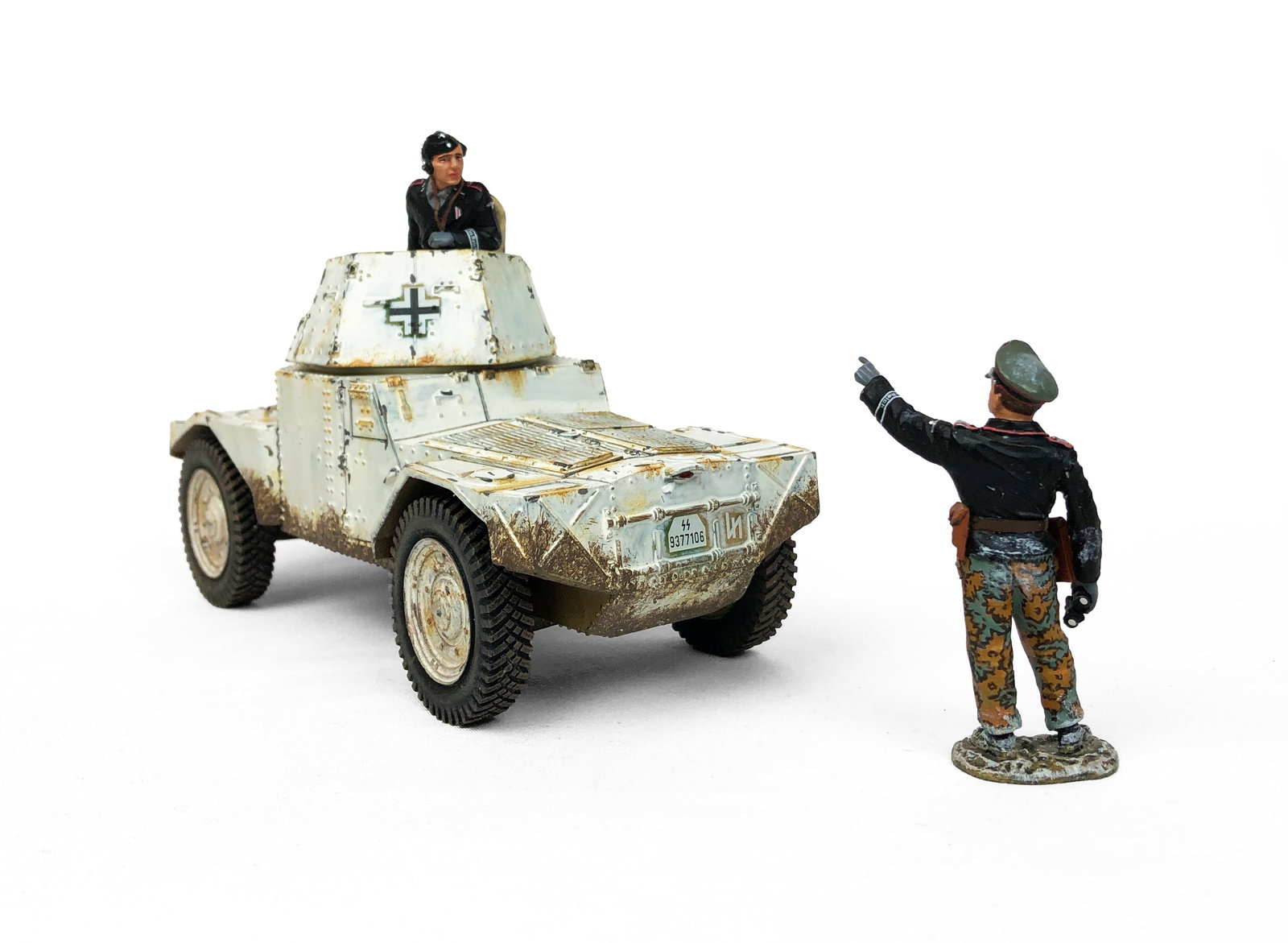 K & C - WS195 German Panhard Armored Car - Retired: King and CountryWS195 German Panhard Armored Car (Winter Version) LE200Painted MetalComplete in box.