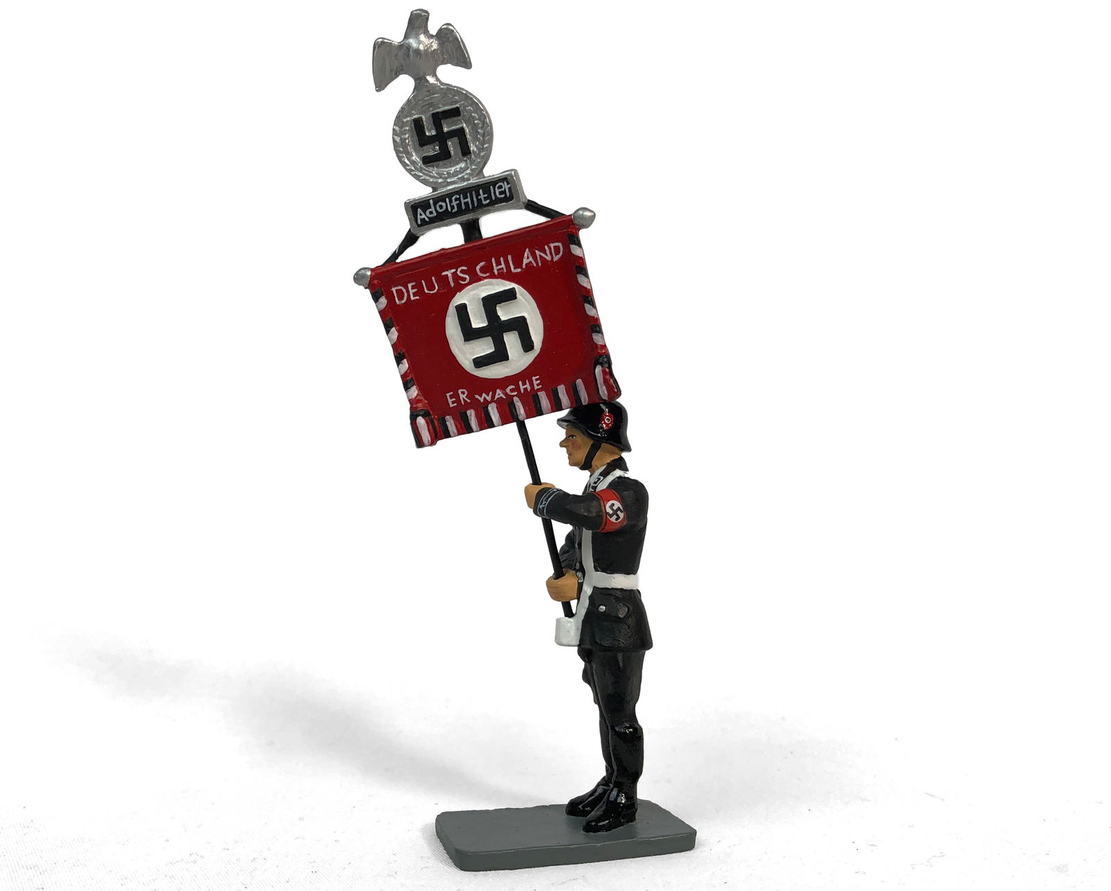 King & Country - LAH001B Standard Bearer: Painted metal.Complete in box. (Possibly a replacement box)