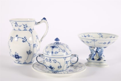 Assorted Blue Fluted Plain Accessories