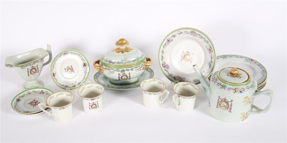 Mottahedeh Reproduction Lowestoft Porcelain