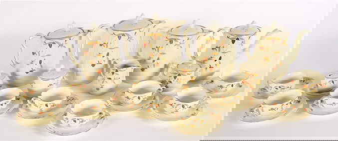 Hall China, "Autumn Leaf" Collection - 25 Pieces
