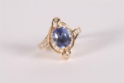 14k Yellow Gold Ring with Diamonds and Tanzanite