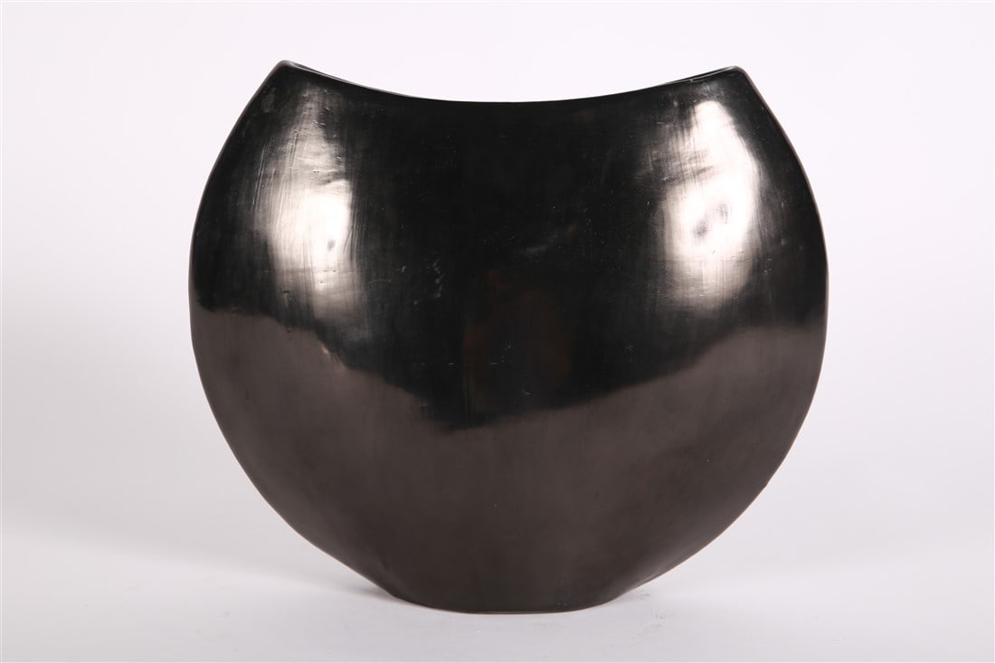 Dona Rosa, Barro Negro Tapered Vase (1 of 4)
