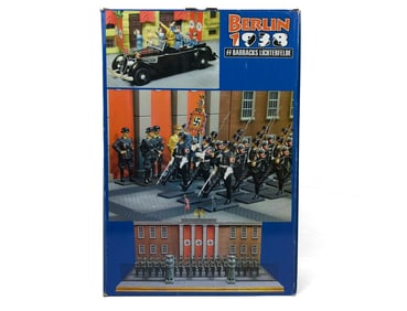 Collector's Showcase Barracks Wall Section (2)