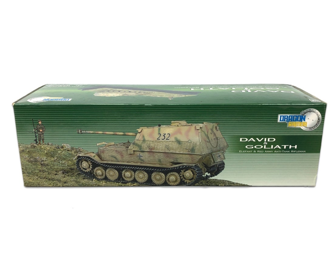 Dragon Armor - Elefant Red Army Anti-Tank Rifleman: "David & Goliath" Complete in box.