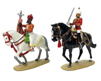 W. Britain - Pair of Figurines