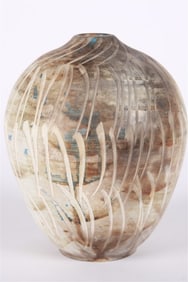 Ed Gray [Jikiwe], Earthenware Vase