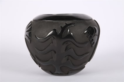 Rose M. Lewis, Blackware Pottery Vase
