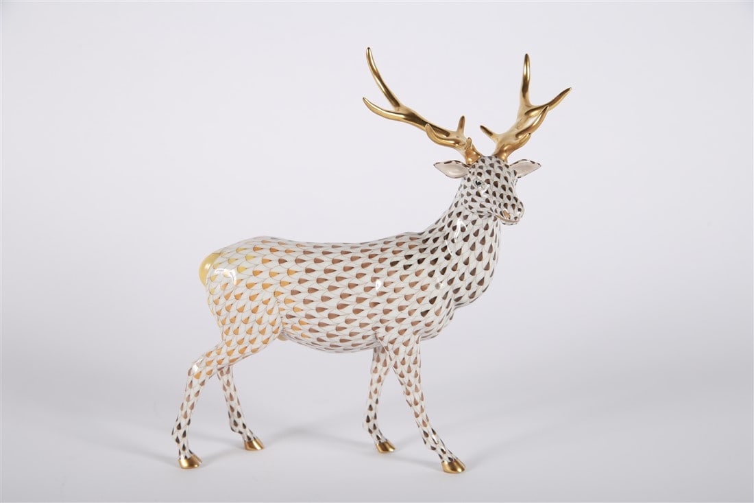 Herend, Porcelain Fishnet Roosevelt Elk (1 of 9)