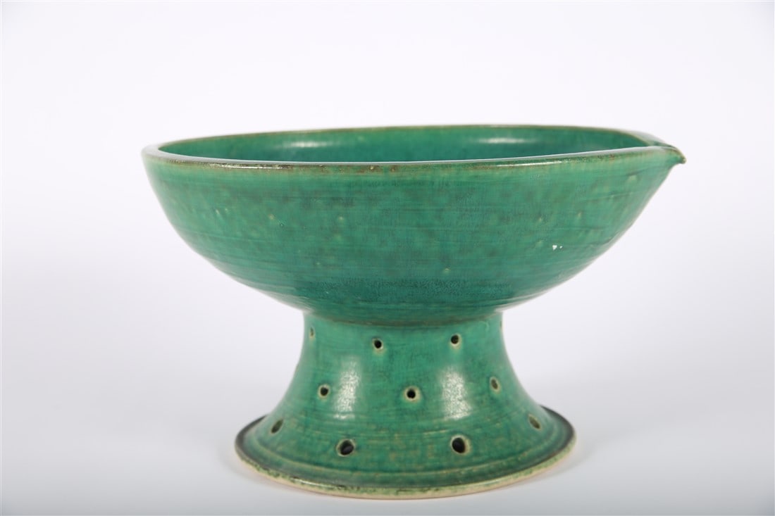 Pewabic, Ceramic Planter with Lip (1 of 4)