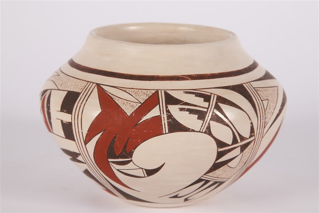 Veronica Navasie, Hopi Fired Clay Pot (1 of 5)