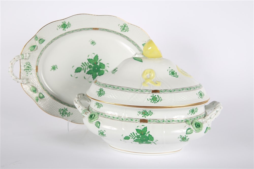 Herend, Chinese Bouquet Green Tureen and Tray (1 of 9)