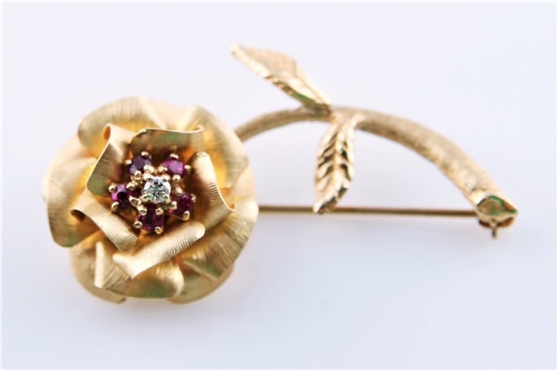 14k Yellow Gold and Ruby Rose Brooch (1 of 4)