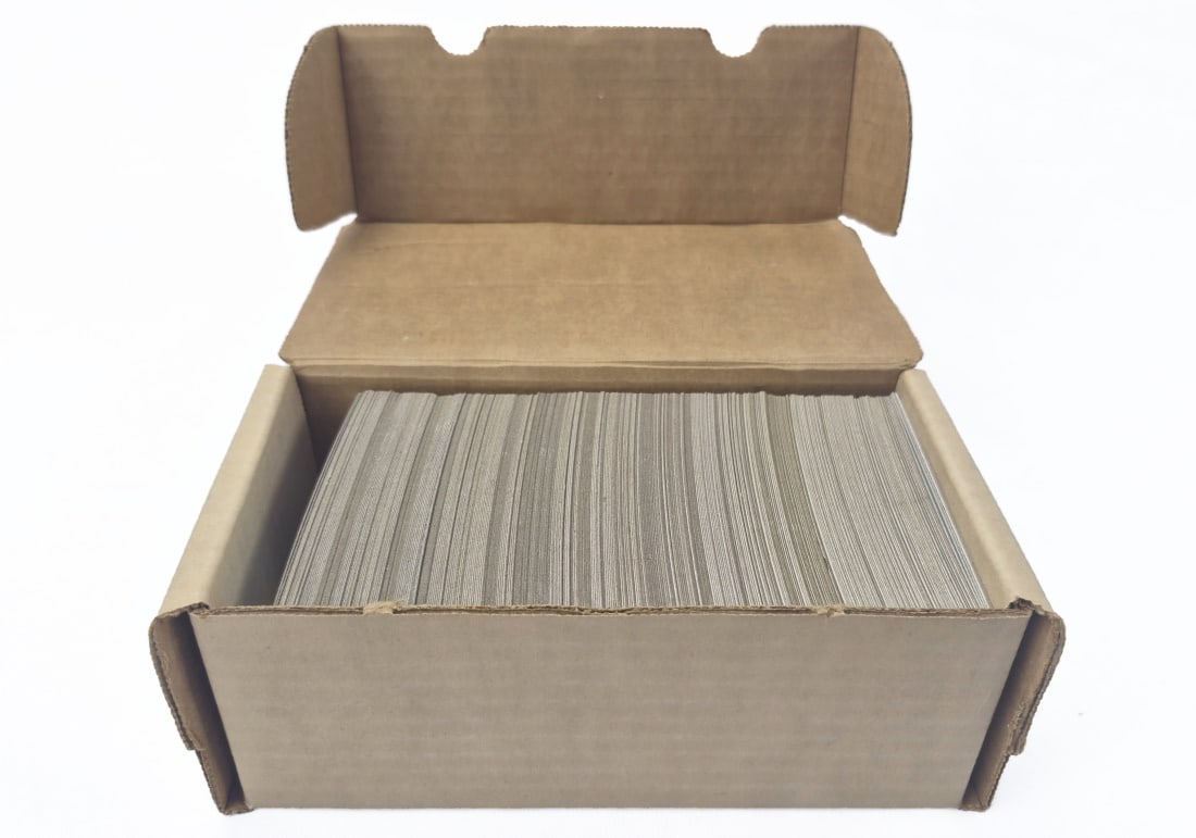400+ Various 1984 - 85 Topps Baseball Cards in Box: Over 400 various Topps baseball cards from the 1984 and '85 seasons in an 8 x 4 x 3 in. box.