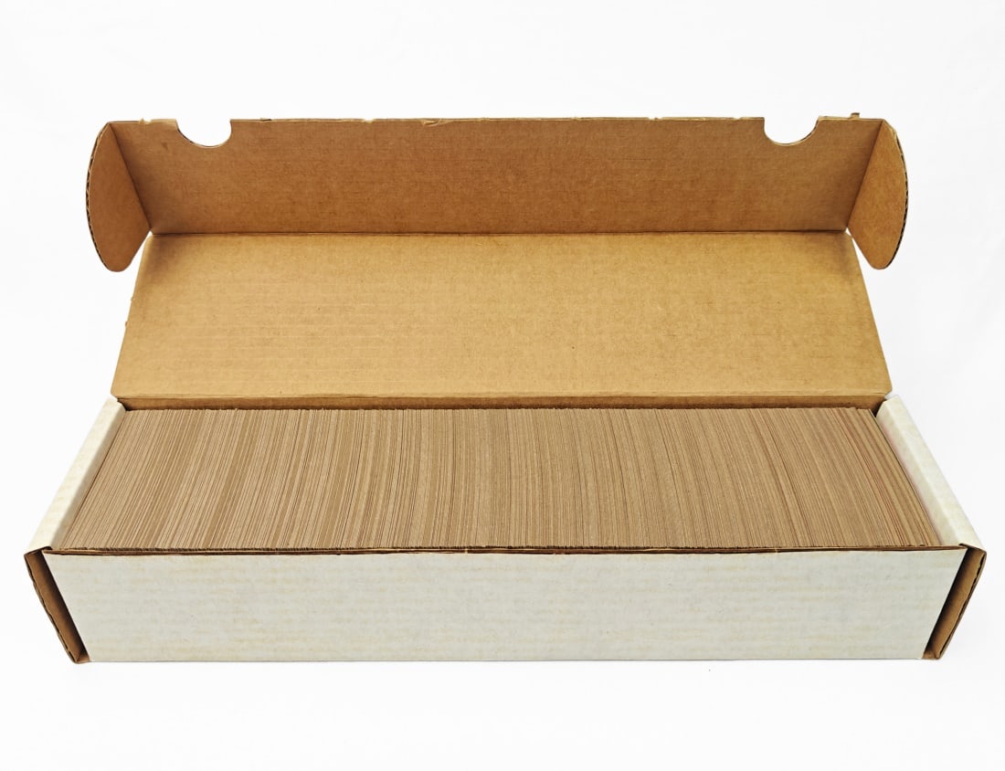 800+ 1988 Topps Baseball Cards in Collector's Box