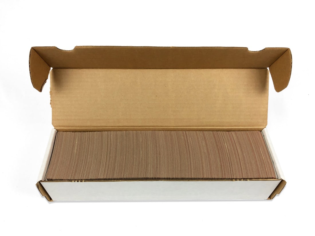 800+1991 Topps Baseball Cards in a Box: Over800 1991 Topps Baseball Cards in a collector's box.
