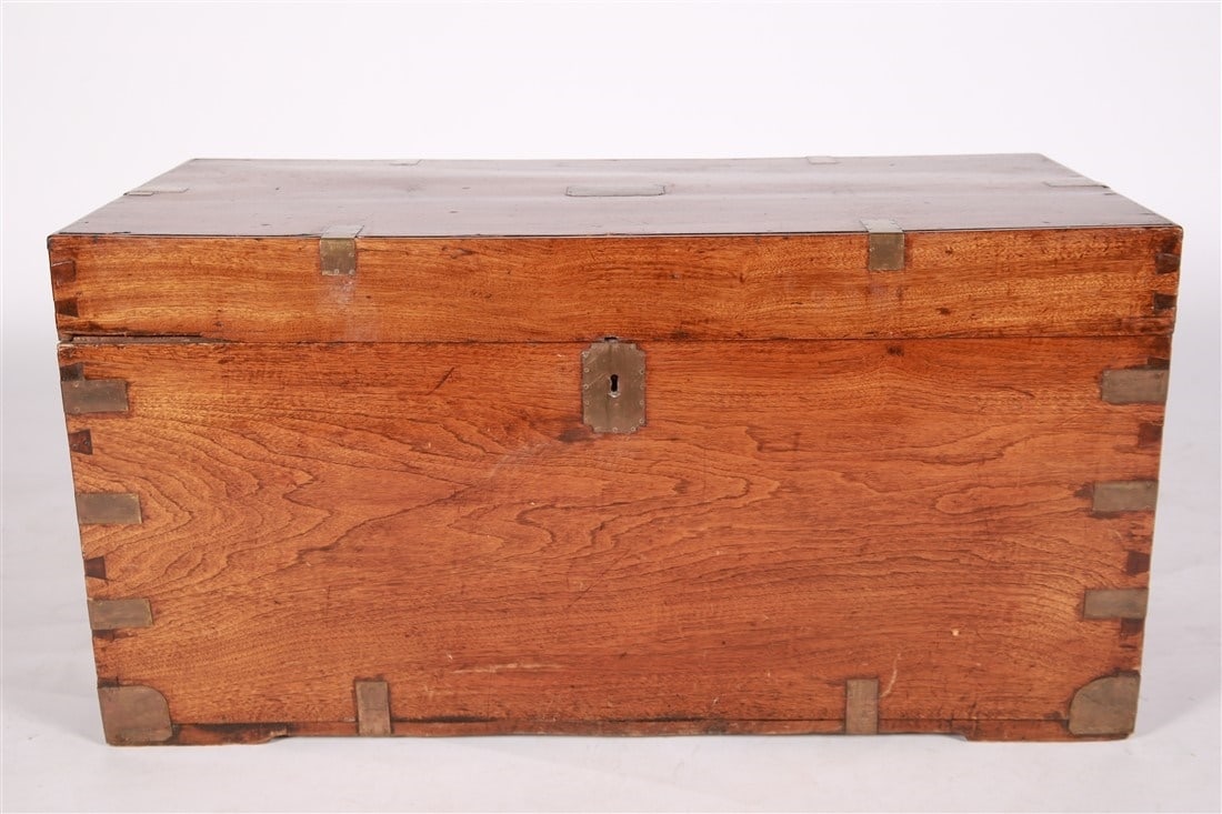 Campaign Style Camphor Wood Trunk (1 of 6)